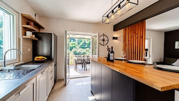 Apartment (Five Bedroom Apartment) | Private kitchen | Fridge