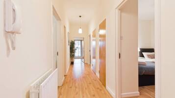 Apartamento | 3 quartos, ferros/tábuas de passar roupa, Wi-Fi de cortesia