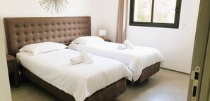 4 bedrooms, free WiFi