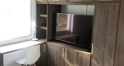 Beautiful wooden bungalow with sea view