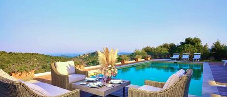 Outdoor pool, a heated pool