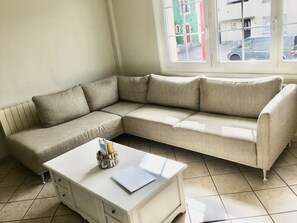 TV, video game console, DVD player, books