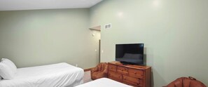 3 Schlafzimmer, Bügeleisen/Bügelbrett, kostenloses WLAN, Bettwäsche