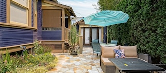 Patio Villa for 1-4 w/ kitchens & gas firepit