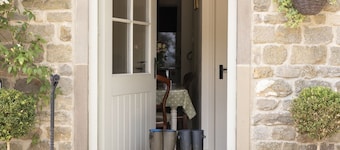 ANVIL COTTAGE - dog friendly cottage set in the rolling North Yorkshire Hills