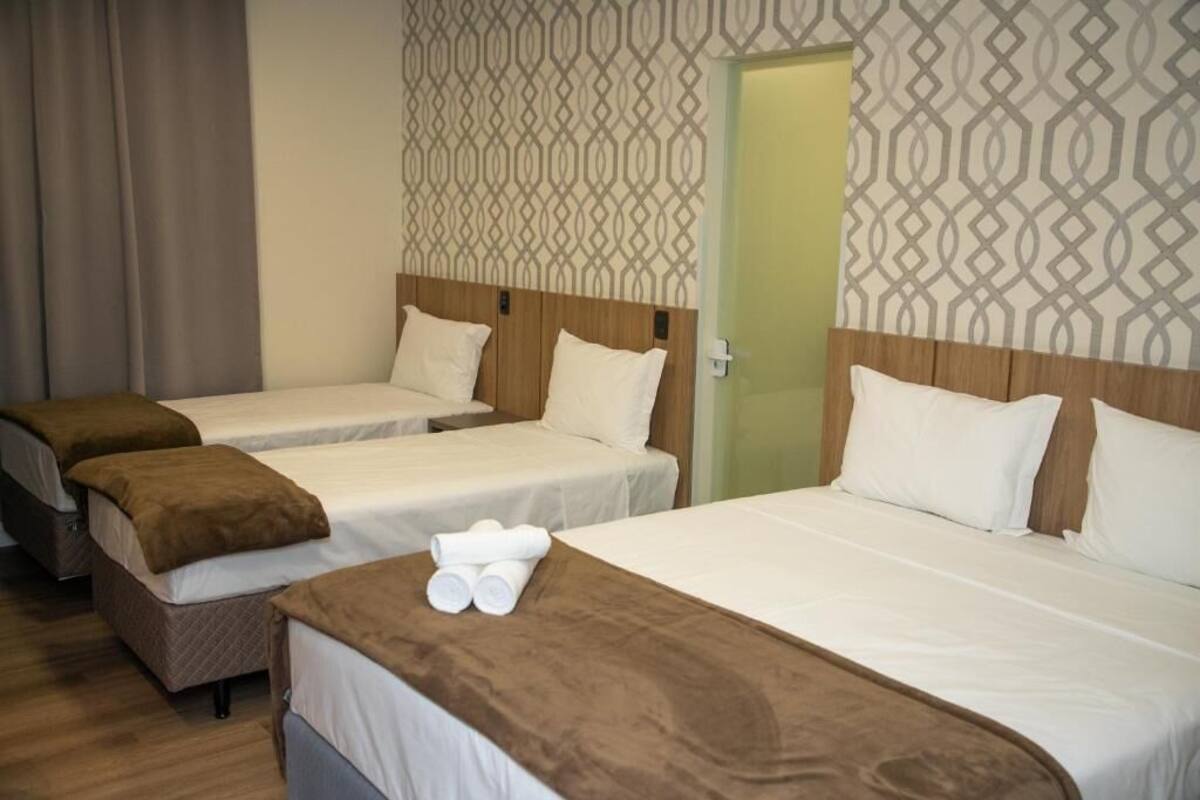 Executive Quadruple Room | Minibar, soundproofing, WiFi (free), individually furnished