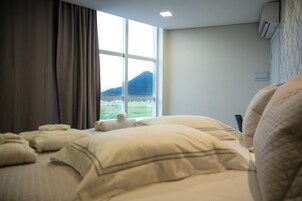 Minibar, muebles diferentes, sistema de insonorización y wifi gratis 