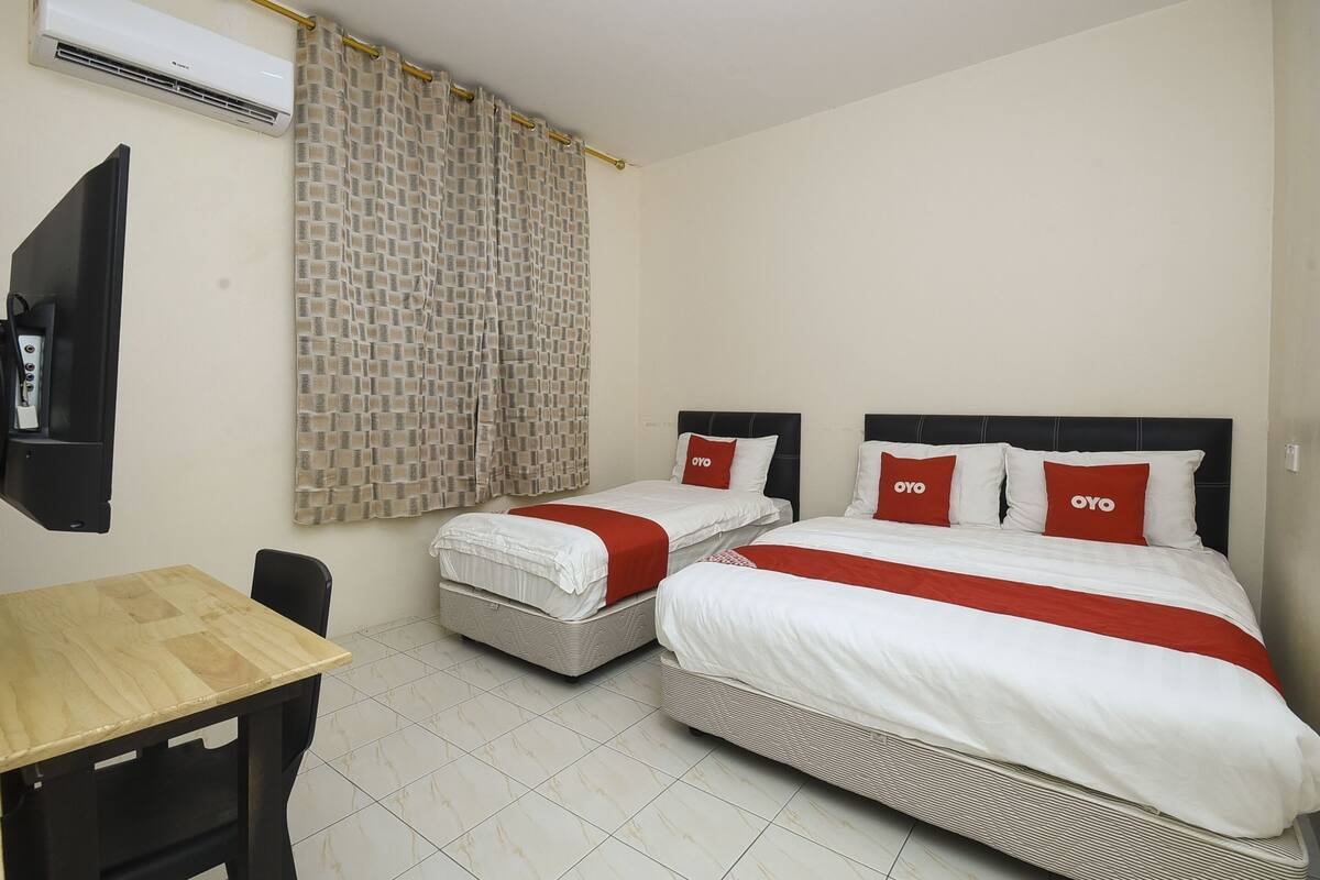 Superior Suite | 1 bedroom, free WiFi, bed sheets
