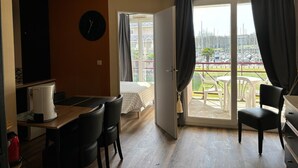1 soverom, strykejern/-brett og wi-fi (inkludert)