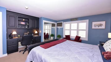 4 bedrooms, desk, iron/ironing board, free WiFi