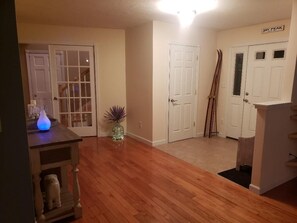 Interior - Jay River Front Three Bedroom. 2 miles to Jay Peak (Jay)