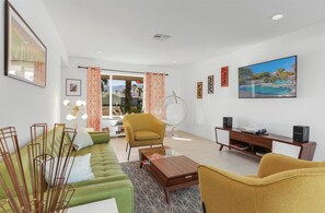 House (Duro) | Living room | Flat-screen TV - Duro (Palm Springs)