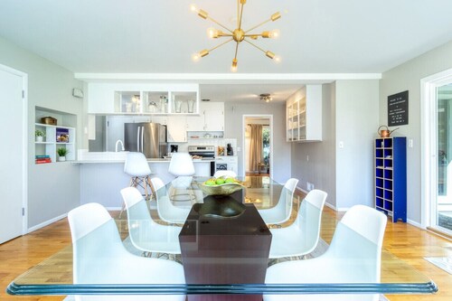 Crestview House · Crestview, Updated Ranch-Style Home Close to Town