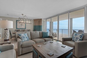 TV - TOWER 3, 3 BEDROOM!!! TWO SETS OF FREE BEACH CHAIRS! (Panama City Beach)