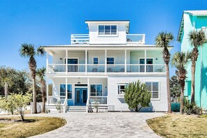 Exterior - Steps to Beach • Gulf Views • 30A Gem (Santa Rosa Beach)