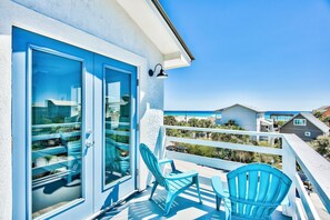 Property grounds - Steps to Beach • Gulf Views • 30A Gem (Santa Rosa Beach)