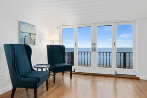 Interior - Spacious North Truro Beachfront Home (Truro)