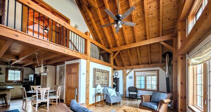 Sorrento Post & Beam Retreat - Deck & Fire Pit