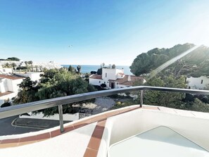 Property grounds - Beachfront Oura - 100m Beach, 300m Strip, Garage (Albufeira)
