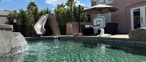 屋外プール、温水プール
