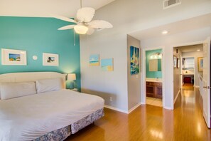 ハウス (3 C, Three Bedroom Townhome) | 3   室のベッドルーム、WiFi (無料)、アラーム付き時計