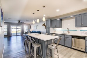 House (3 C, Three Bedroom Townhome) | Private kitchen