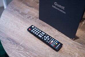 Interior detail - Murray nest 2 (Llanelli)