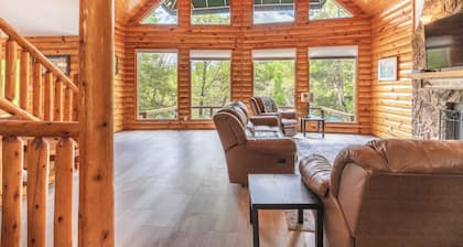 Relax at Windsor Cove Norris Lake - 7 BR, 4,700 Sq ft, 2 Story Dock, Fire Pit