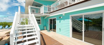 Private Paradise, Waterfront Home - 15 minutes from Key West