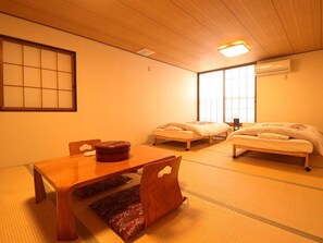 Unclassified image, 5 of 7, button - Shiomi Onsen Ryokan Ogawaya (Mogami)