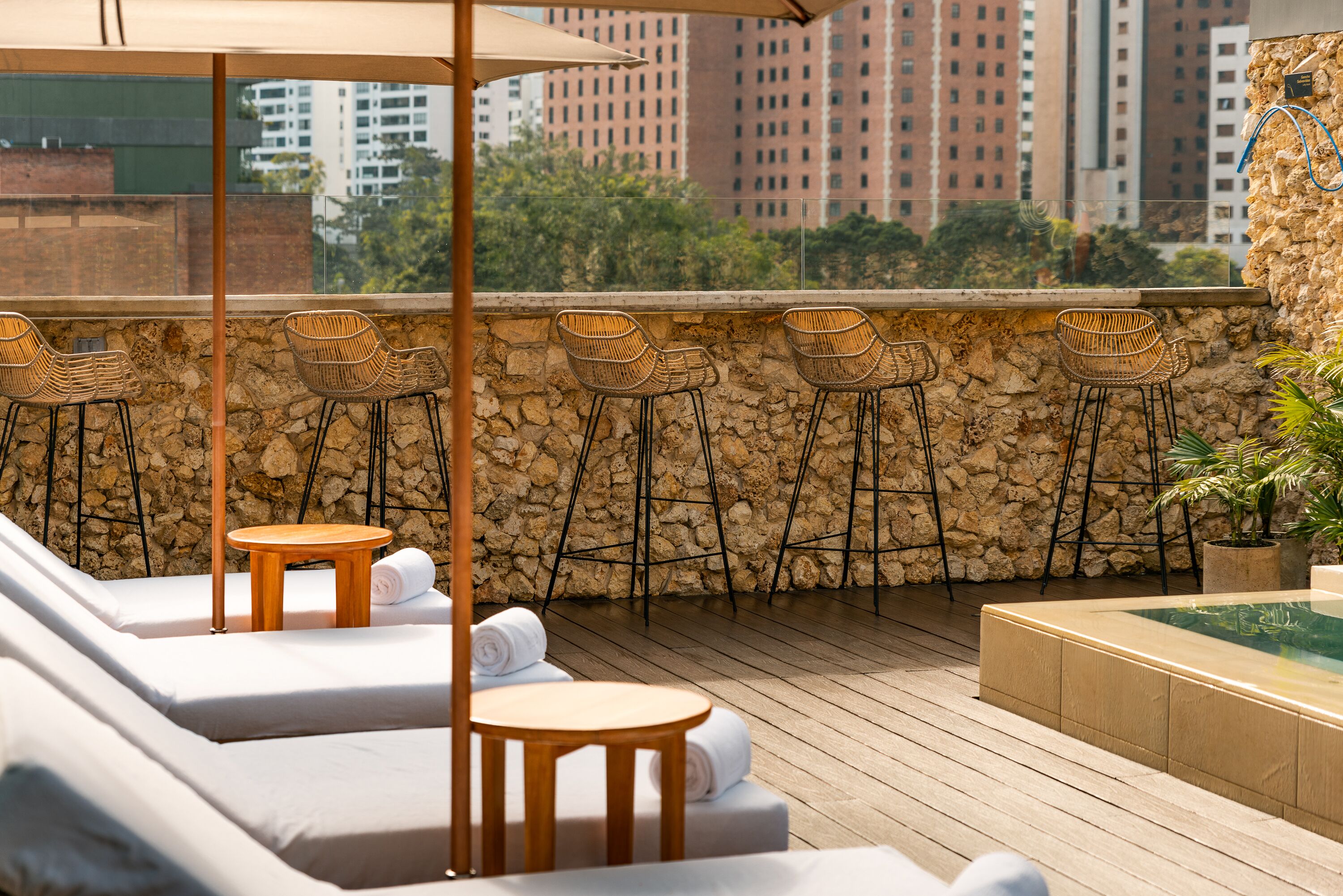 Outdoor pool, sun loungers