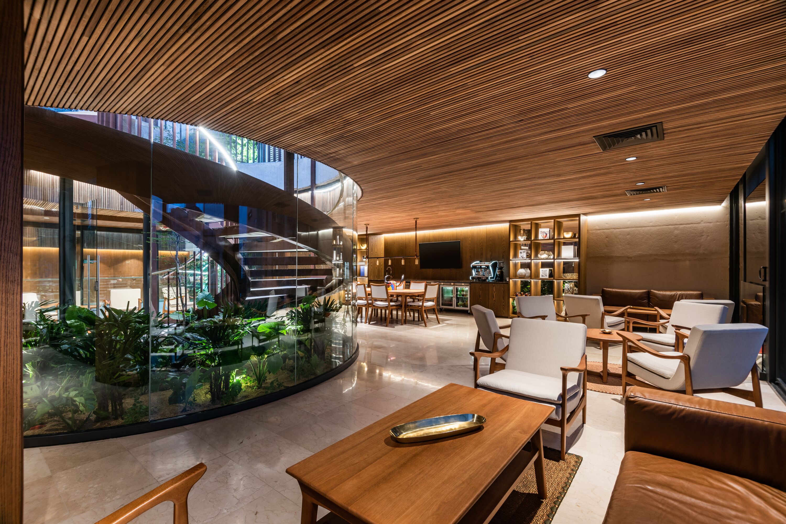Lobby-lounge