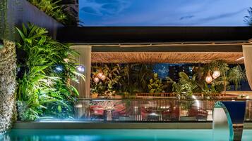 Udendørs pool, liggestole