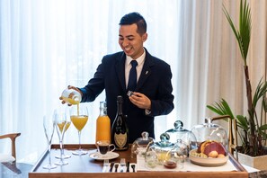 Room service – dining - Elcielo Hotel & Restaurant (Medellín)