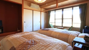 Room - Yamanoyu Kazuyo (Taketa)