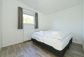 3 bedrooms, internet