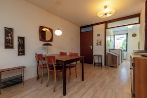 Dining - Apartment - Kievitenlaan 1 | Veere 'Nescio' (Veere)