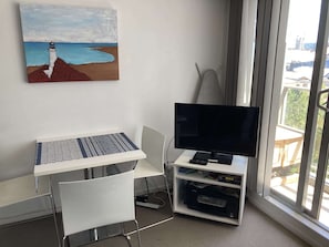 Interior - Private room in two bedroom apartment CBD (Auckland)