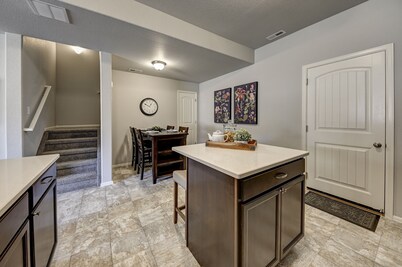 New 3 BDR Park Facing Townhome in North Co. Springs
