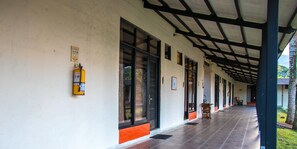Habitació triple estàndard | Vista del jardí