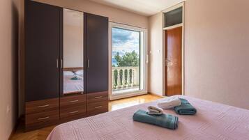 4 camere, ferro/asse da stiro, Wi-Fi