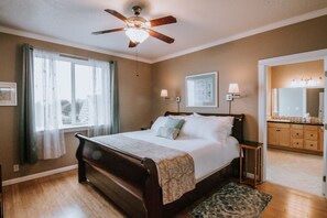 5 bedrooms, iron/ironing board, free WiFi, bed sheets