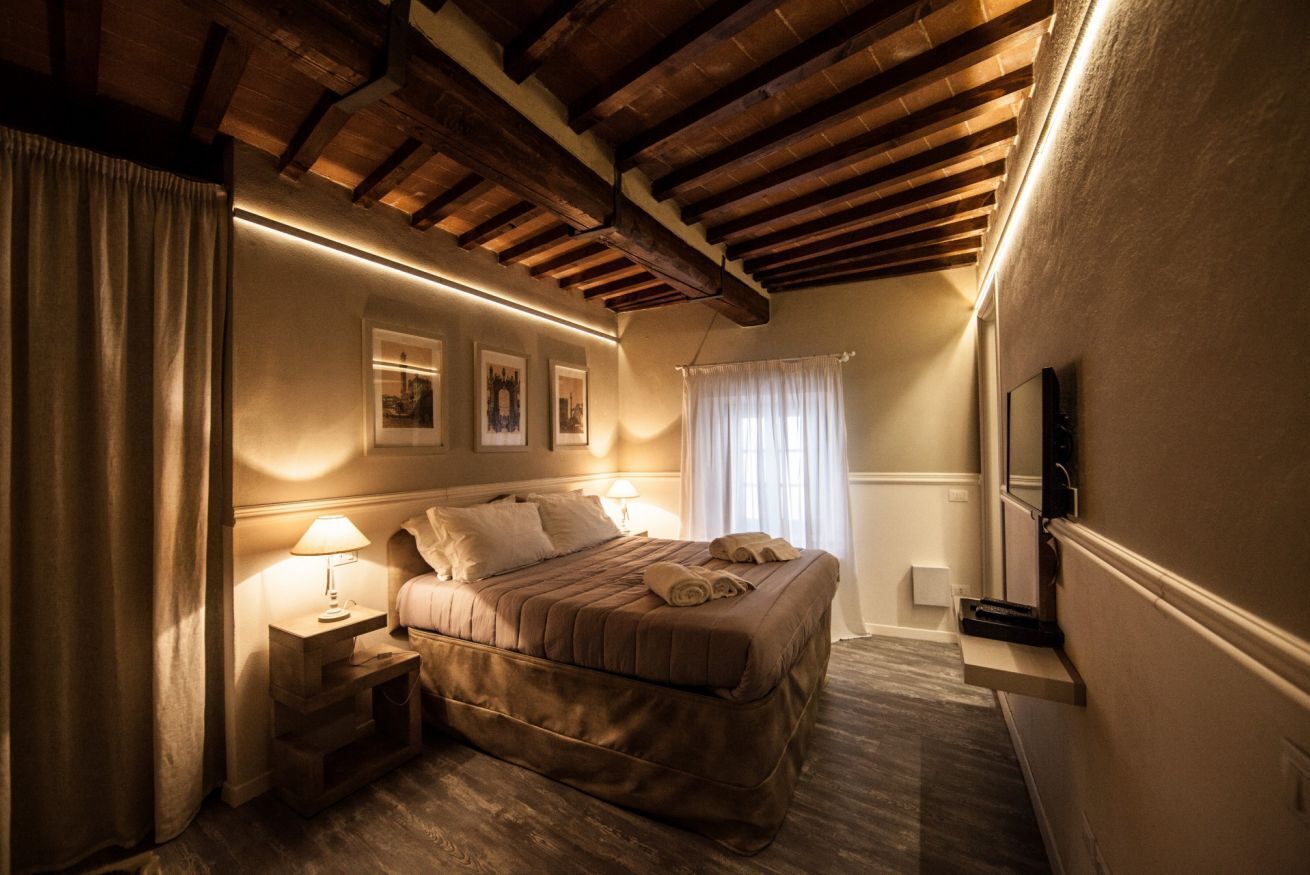 4 室のベッドルーム、アイロン / アイロン台、WiFi