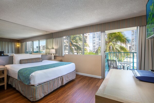 Iron/ironing board, WiFi, alarm clocks