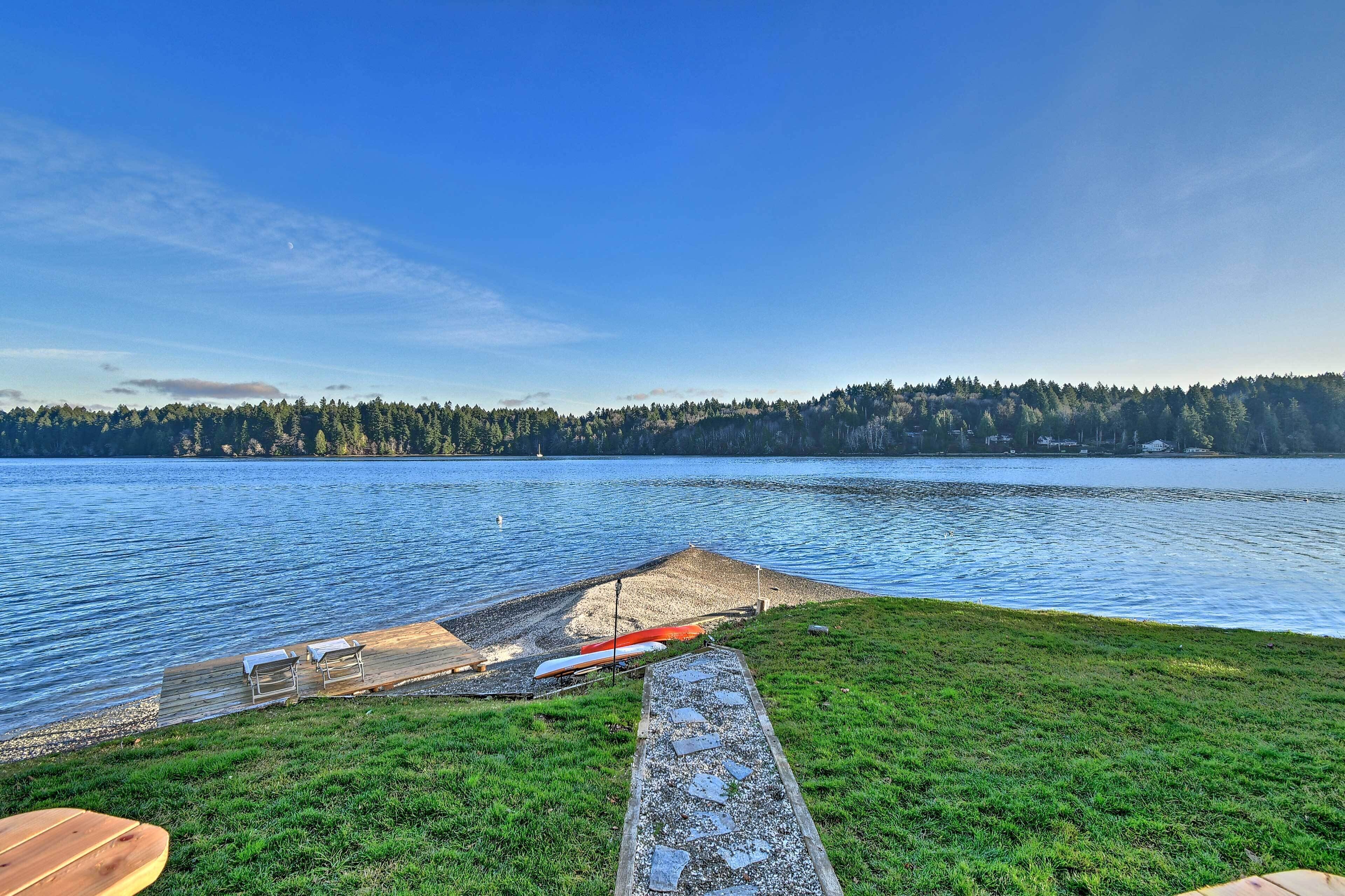 Waterfront Olympia Home w/ Private Beach & Kayaks!