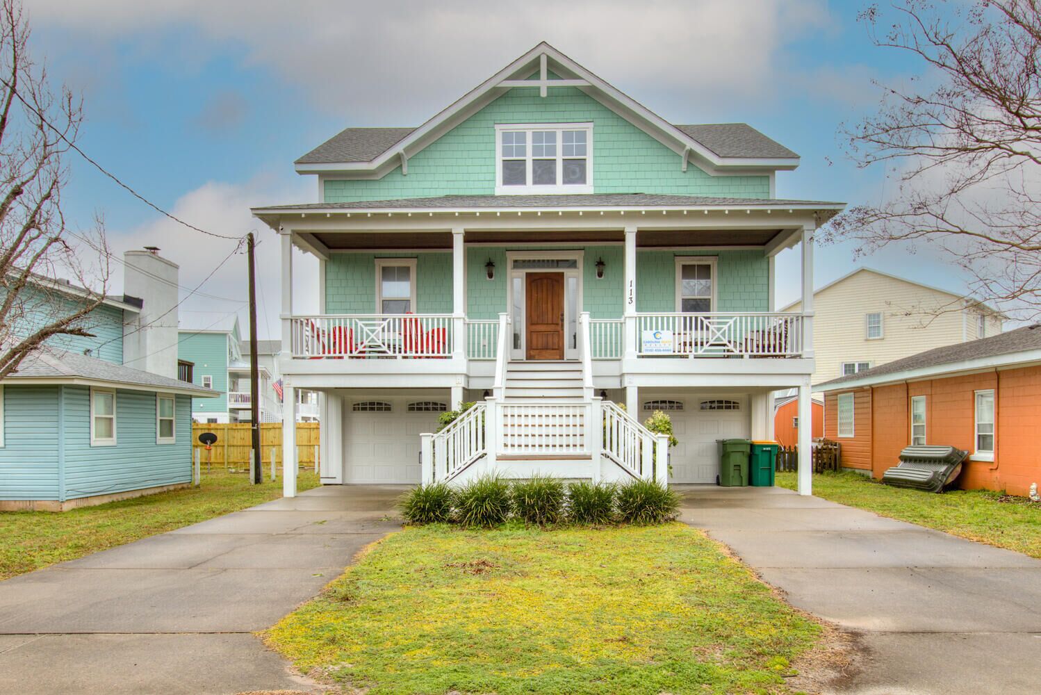 NFW113 Elanora: Great home w/ jaccuzi tub, balcony, grill, wet bar, and more!