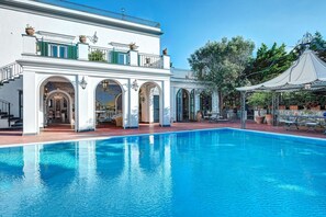 Pool - Stunning private villa with WIFI, A/C, private pool, TV, patio and panoramic view, close to Sorr... (Colli Di Fontanelle)