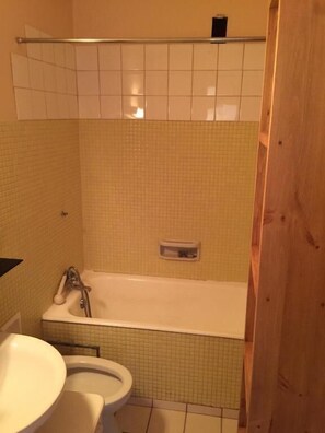 Combined shower/bathtub - Impeccable Studio 19 m2 Apartment in Tignes (Tignes-le-Lac)