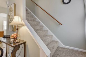Interior - Charlotte Charmer - 3 Bdrm. (Rochester)