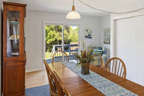 Charlotte Charmer - 3 Bdrm.